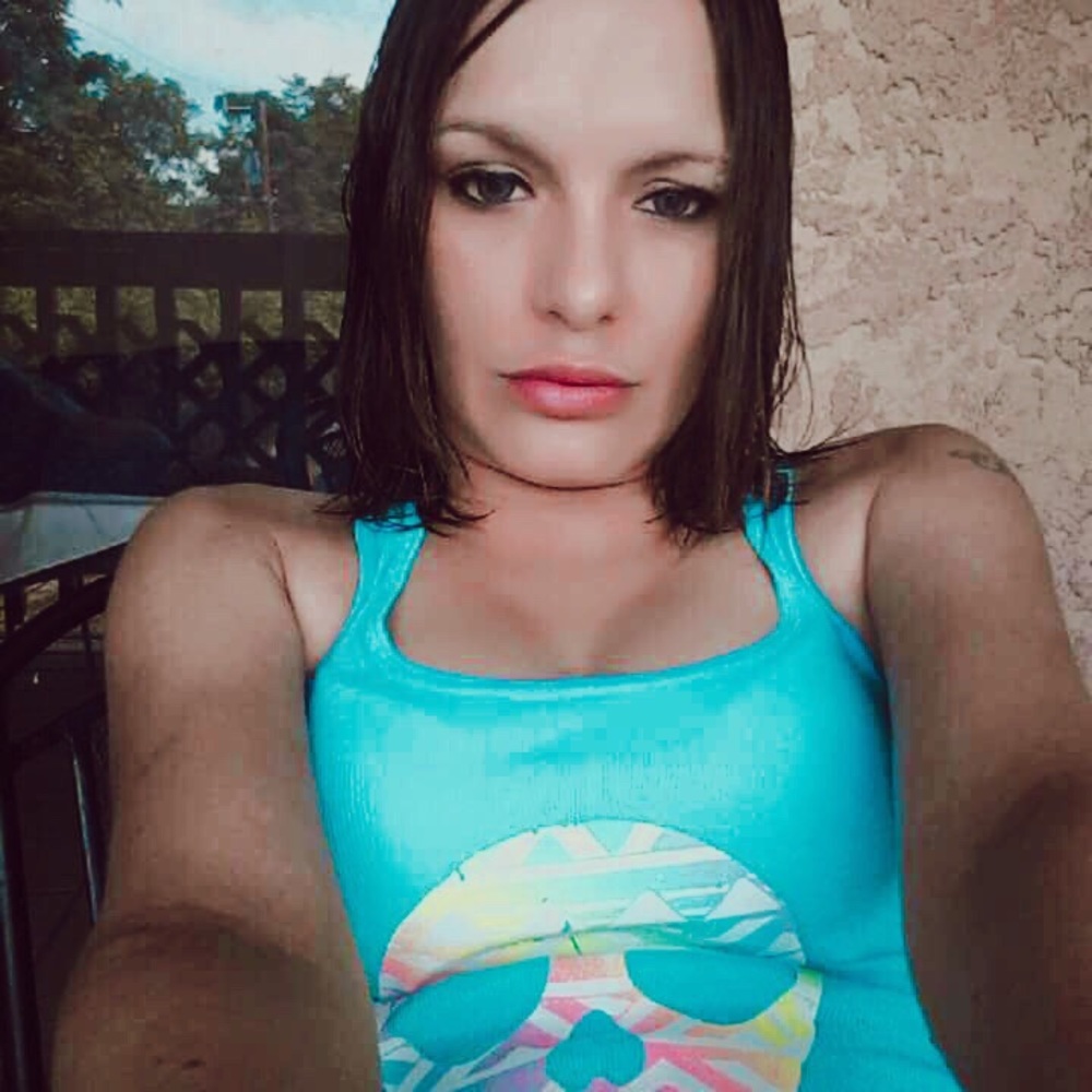 Meet your Posher, Tiffany